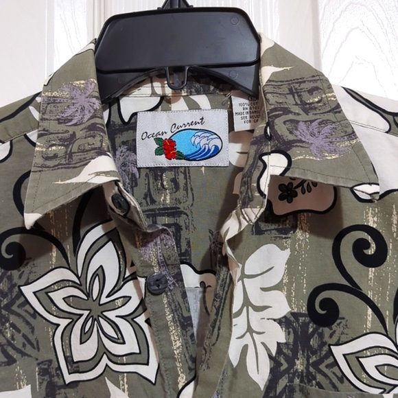 Boy's Floral Short Sleeve Cotton Shirt, Size L - Picture 2 of 9